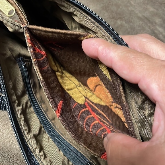 Danny Kaplan Tapestry Crossbody Floral Fabric Shoulder Bag - Picture 5 of 8